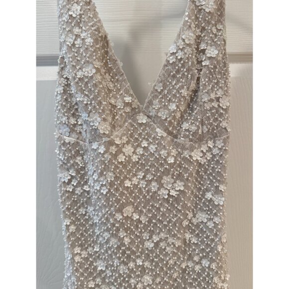 Meshki Louanne Daisy Beaded Mini Dress Size M/Medium - Picture 5 of 9